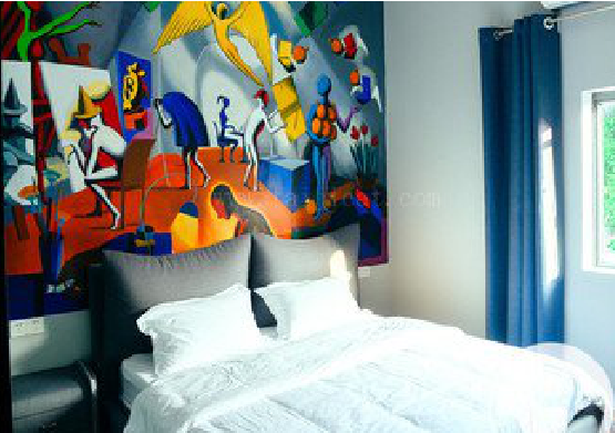 山阳对于酒店的墙体彩绘而言更注重哪些方面？